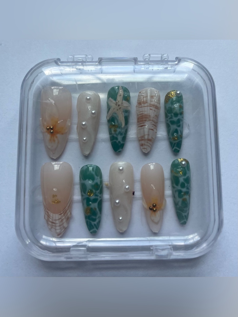 Beach-Inspired Press-On Nail Set — Teal & Cream Seashell Accents